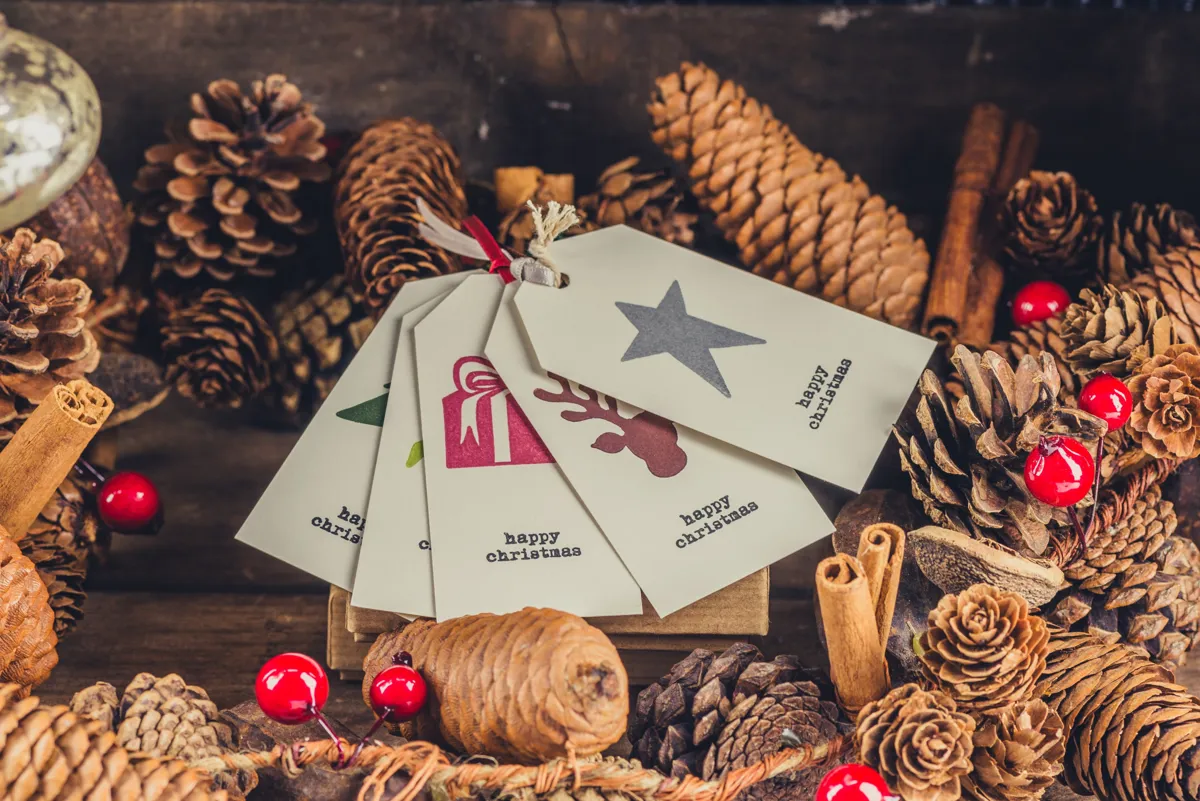 jez-timms-Christmas-gift-tags-unsplash.jpg